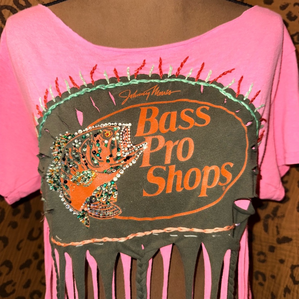 ReWorked Bass Pro Shops Fringe, Bling, Embroidered Tee Sz Med